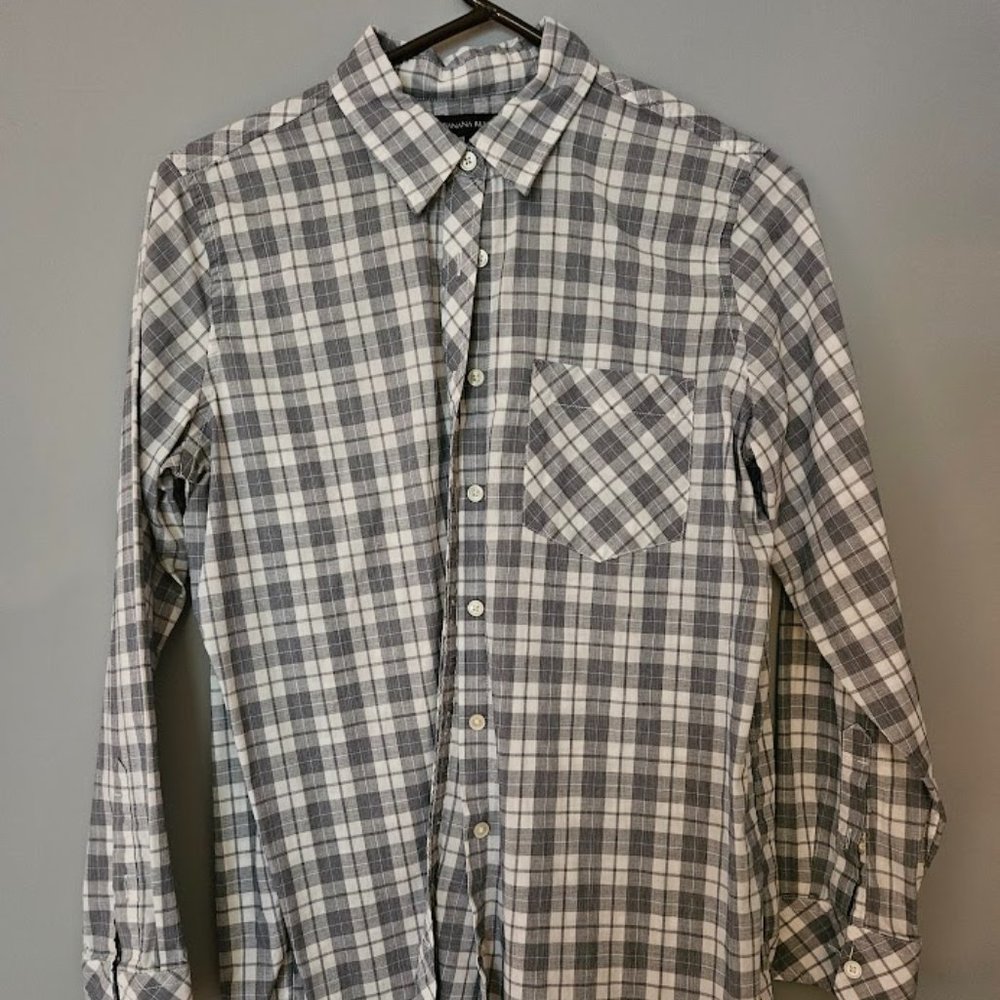 Banana Republic white/grey plaid button down, Size Small